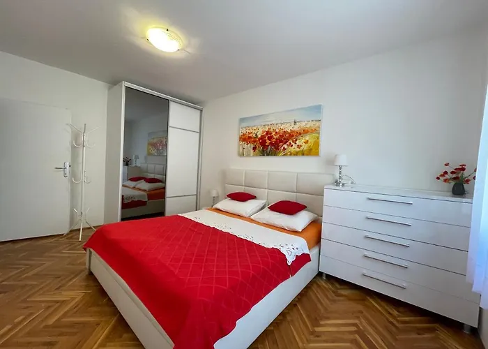 Petra Apartment