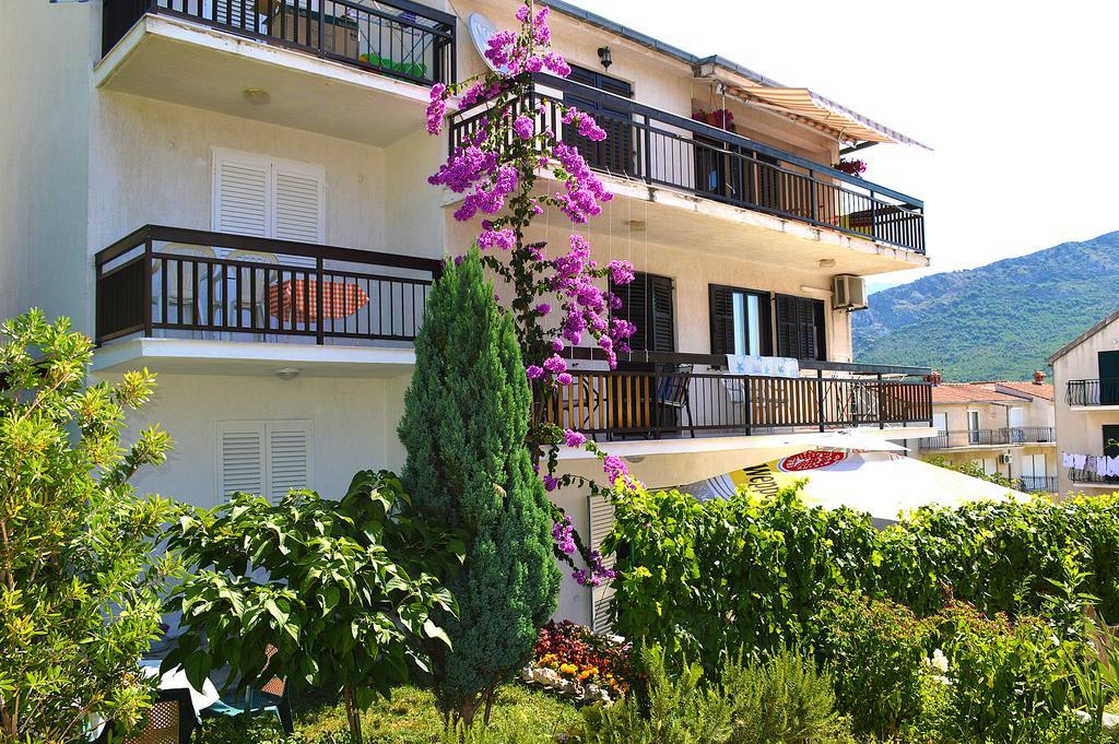 Petra Apartman *